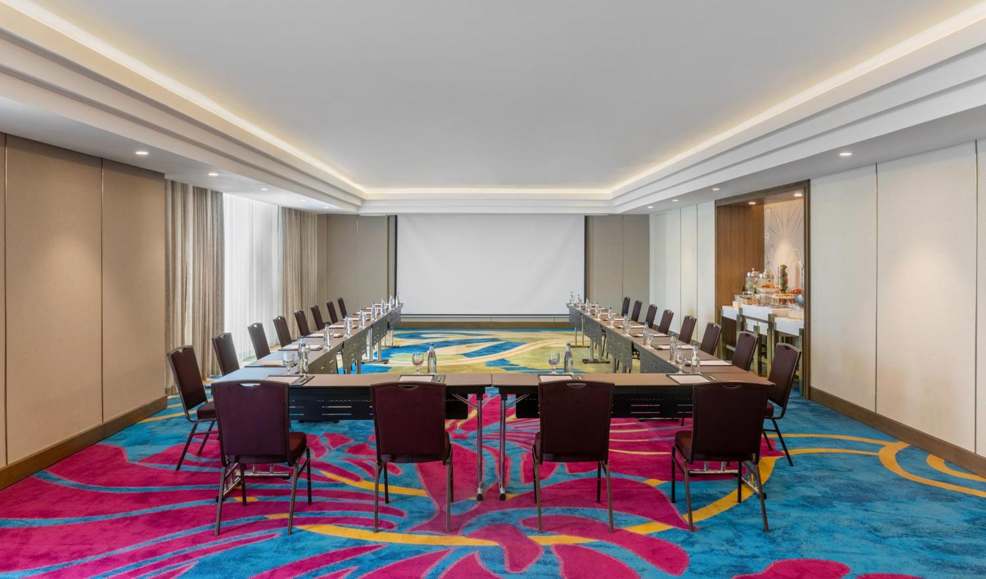 فندق دويست ثاني مانيلا ماكاتي المظهر الخارجي الصورة Meeting room
