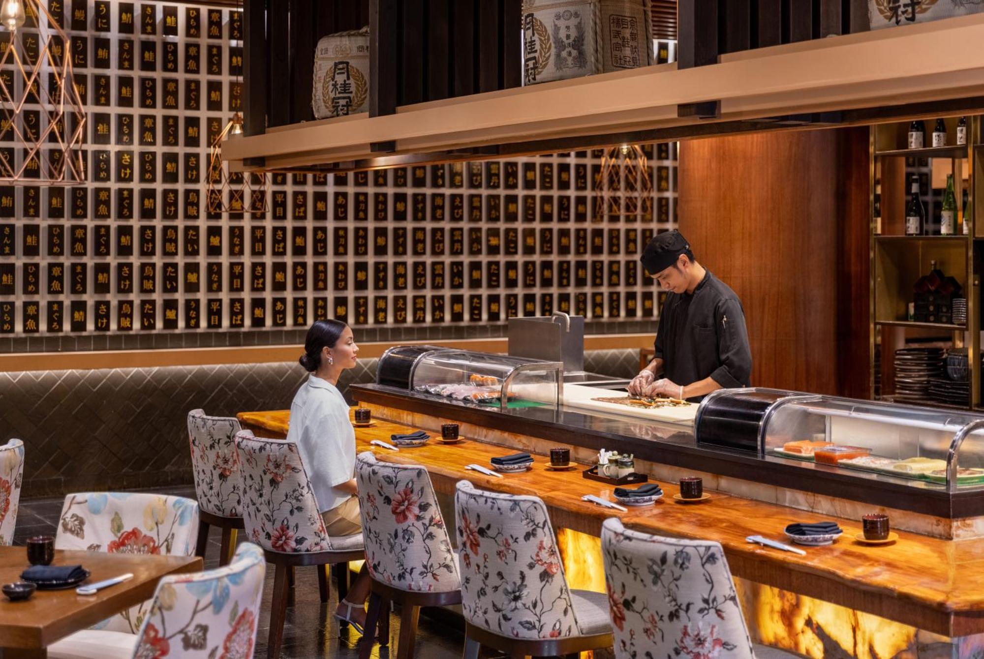 فندق دويست ثاني مانيلا ماكاتي المظهر الخارجي الصورة Sushi Bar